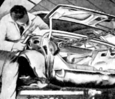 Монтаж заменяемой задней несущей балки автомобиля Morris 1300 (по данным Motor Insurance Repair and Research Centre Thatcham, Англия)